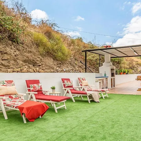 3 Bedroom Stunning In Holiday home