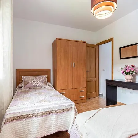 3 Bedroom Stunning In *