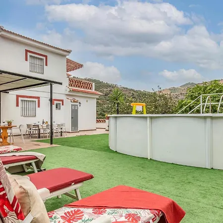 3 Bedroom Stunning In Holiday home *