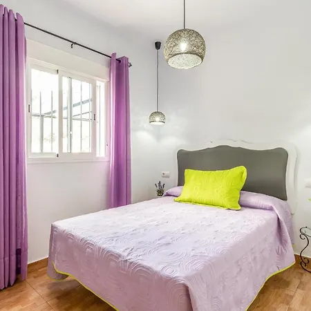 Holiday home 3 Bedroom Stunning In