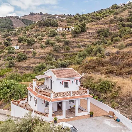 Holiday home 3 Bedroom Stunning In *